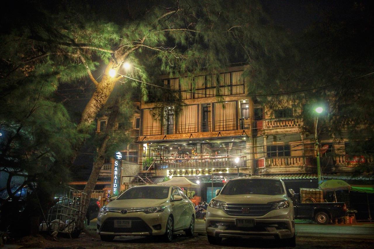 ホテル サバイディー ビーチ ラヨーン エクステリア 写真